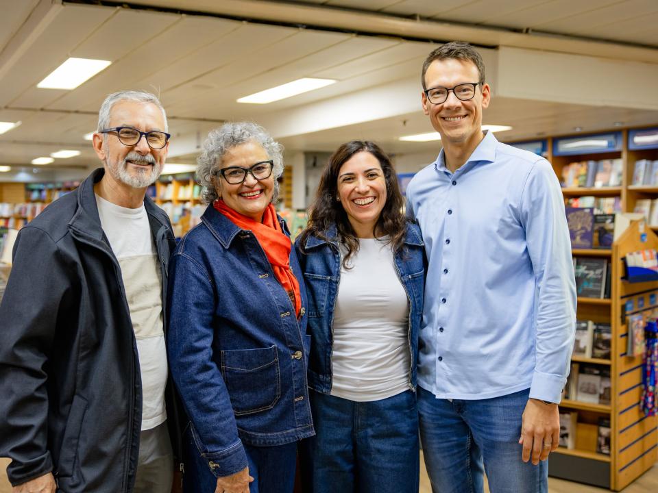 Ships :: New and former directors of Logos Hope in the bookfair on board the ship. 
